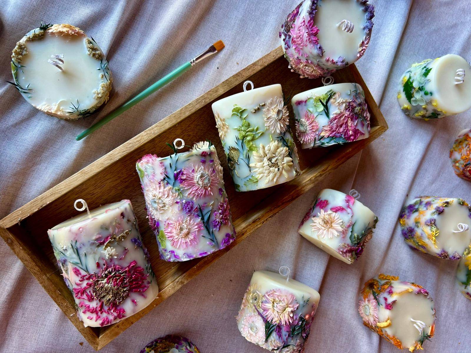 Cuibăreală de lumânări botanice Bază de Curs, șezătoare de feminitate și meșteșug