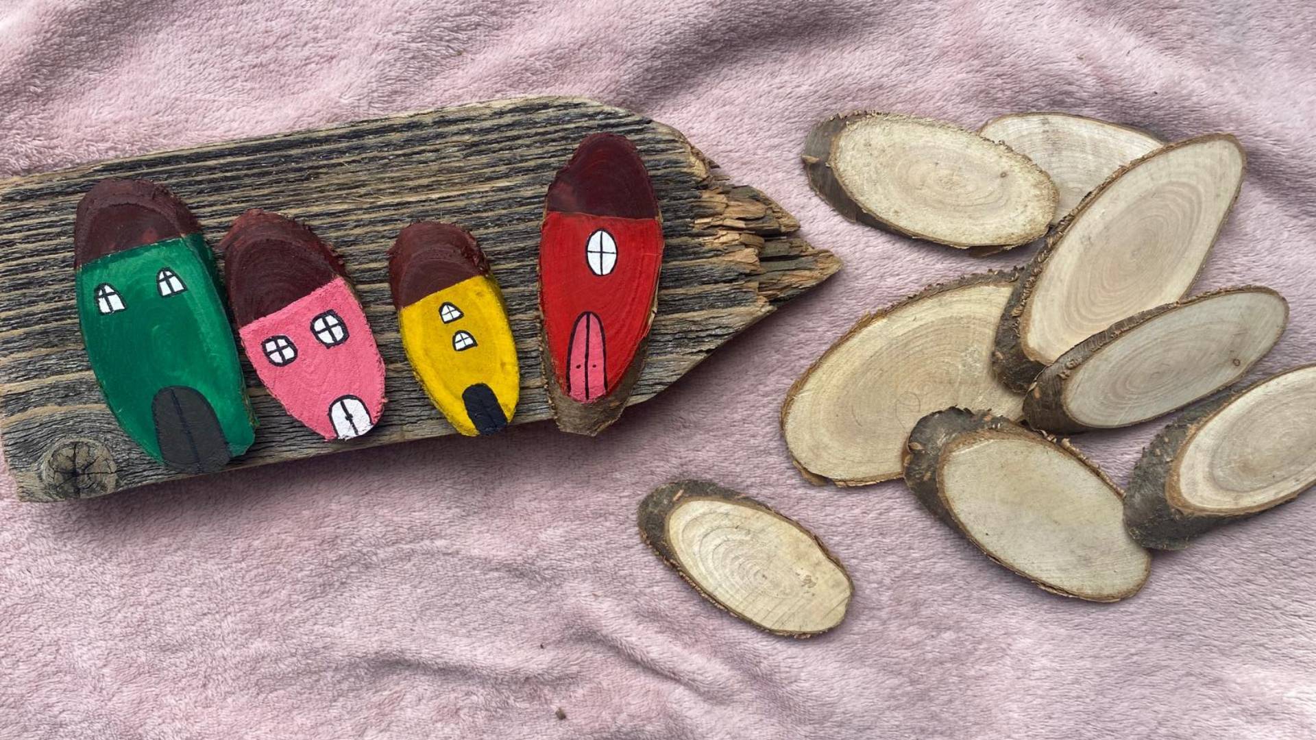 Orașul din lemn: atelier de pictură pe lemn