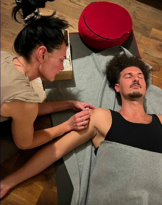 Yoga & Presopunctură cu Diana