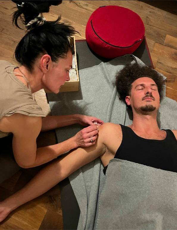 Yoga & Presopunctură cu Diana