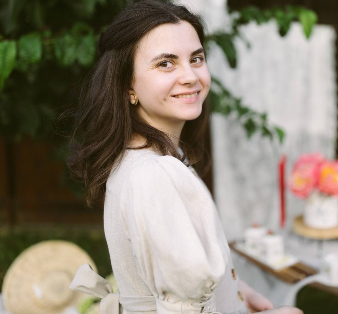 Hoanos Alina
